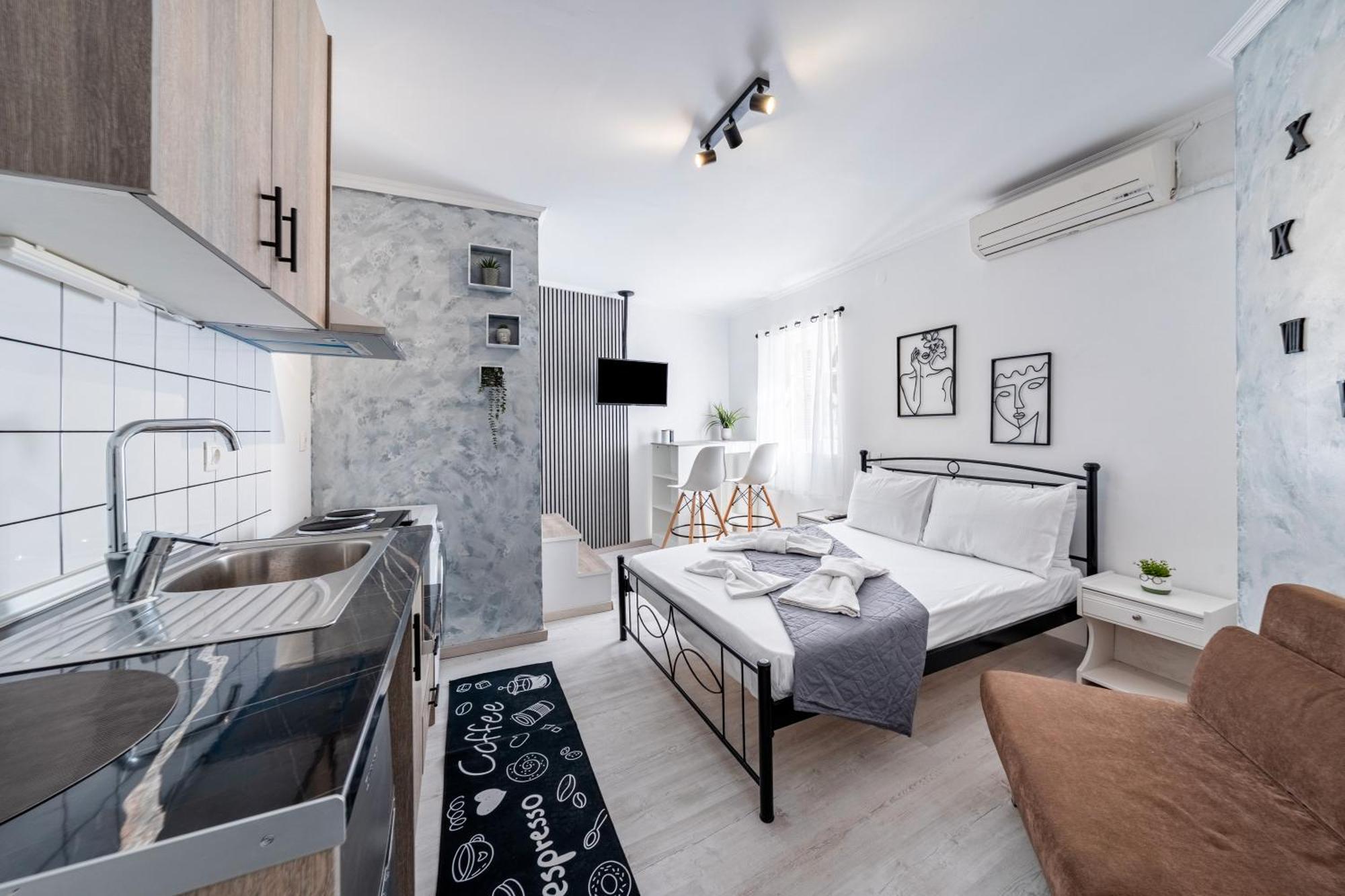 Utopia Apartment *